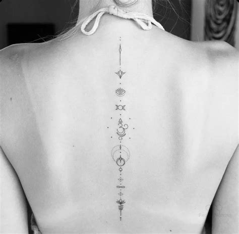 tatouage colonne vertebrale femme|50 idées de Tattoo Colonne vertébrale 